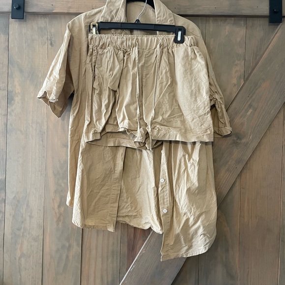 Trendy Neutral Matching Set - Picture 3 of 4